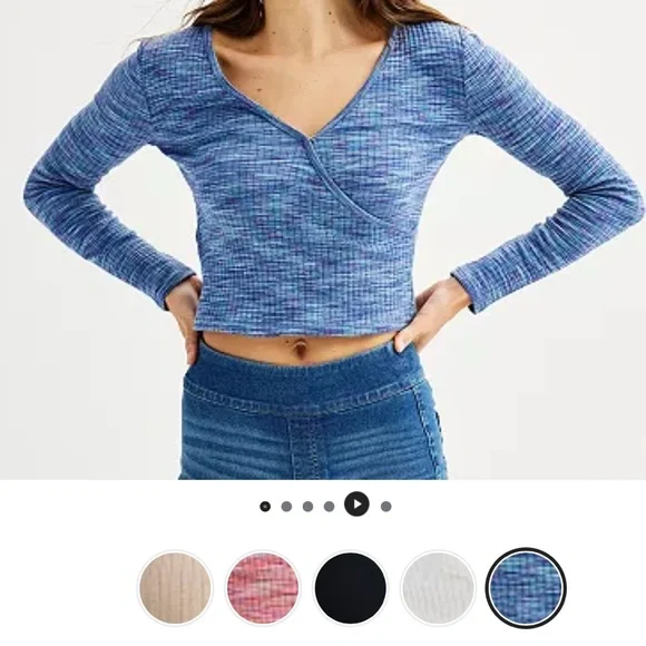 🎆🎇3for$9 Juniors' SO® Long Sleeve Wrap Top- Blue- XL - Picture 3 of 3
